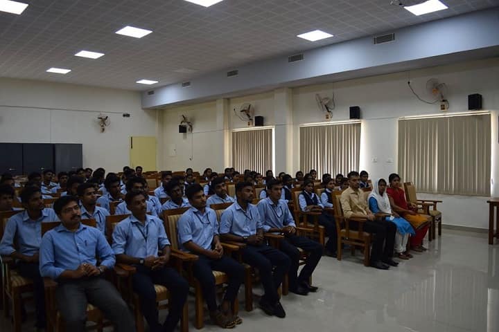 College of Avian Sciences and Management campus in Thiruvazhamkunnu, Kerala, India — photo 2