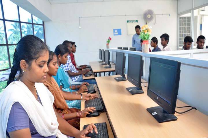 SSM College of Pharmacy campus in Chinniampalayam Pudur, Tamil Nadu, India — photo 6
