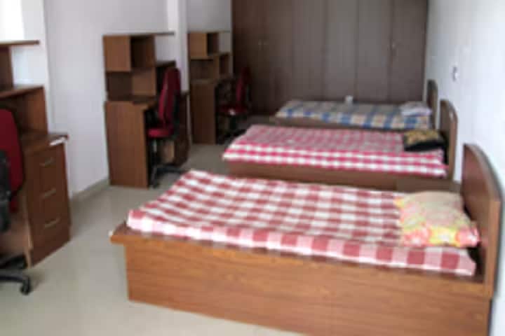 Mohan College of Teacher's Education campus in Meerut, Uttar Pradesh, India — photo 2
