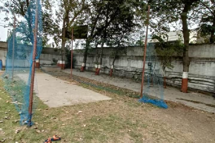 Shri Mahavir Vidyamandir Trust B Ed College campus in Surat, Gujarat, India — photo 5