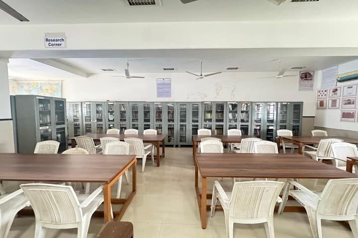 Valia School of Management campus in Mumbai, Maharashtra, India — photo 6