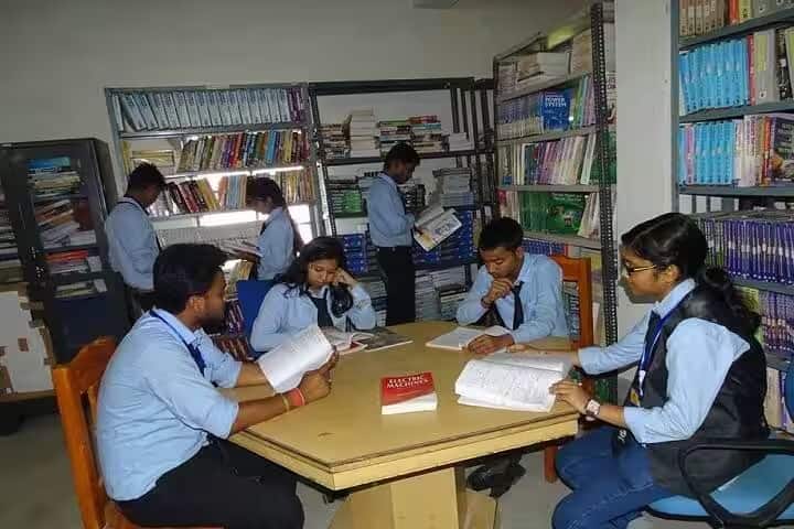 NS B Ed College campus in Bardhaman, West Bengal, India — photo 4