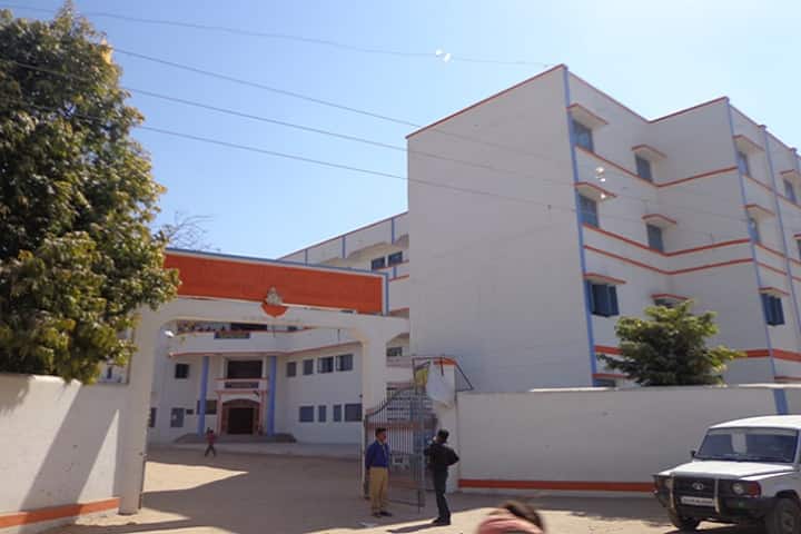 Matrushree SS Govinda B Ed College campus in Palanpur, Gujarat, India — photo 1