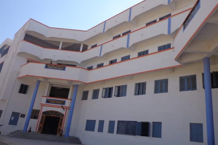Matrushree SS Govinda B Ed College campus in Palanpur, Gujarat, India — photo 2