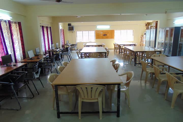 SS College of Pharmacy campus in Bengaluru, Karnataka, India — photo 3