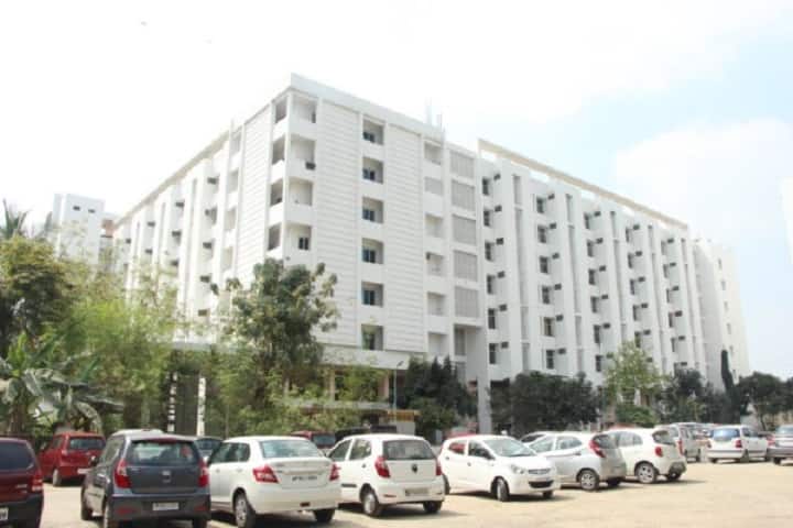 KLU School of Architecture campus in Guntur, Andhra Pradesh, India — photo 1