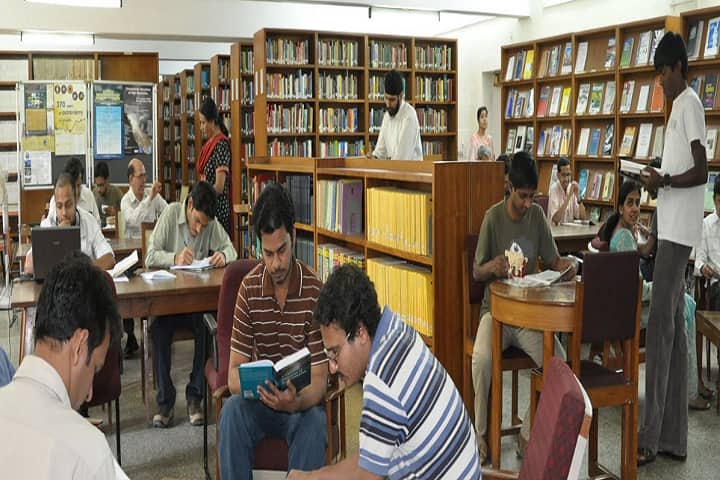 Ram Lakhan Singh Yadav College campus in Bettiah, Bihar, India — photo 2