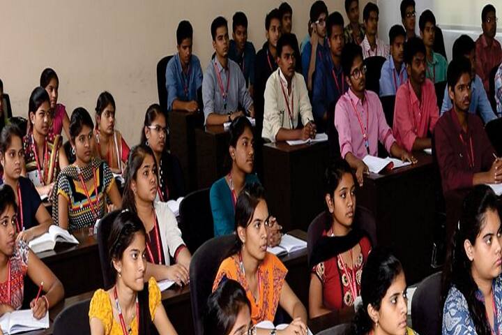 Ram Lakhan Singh Yadav College campus in Bettiah, Bihar, India — photo 4