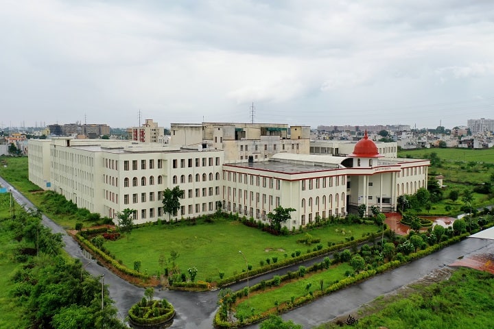 Oriental Institute of Science and Technology campus in Indore, Madhya Pradesh, India — photo 4