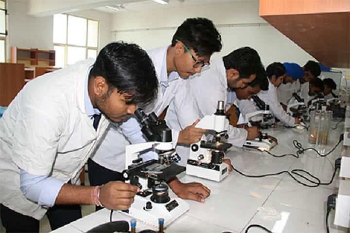 Srinivasan College of Pharmaceutical Sciences campus in Tiruchirappalli, Tamil Nadu, India — photo 2