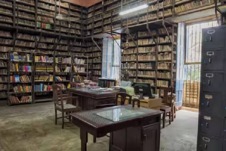 The Sanskrit College and University campus in Kolkata, West Bengal, India — photo 5