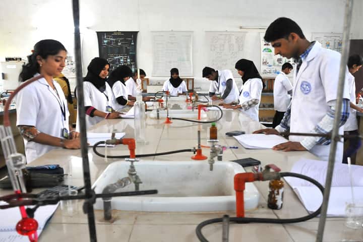 Srinivas College of Pharmacy campus in Arkula, Karnataka, India — photo 4