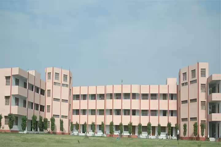 Hindu College of Pharmacy campus in Sonipat, Haryana, India — photo 1