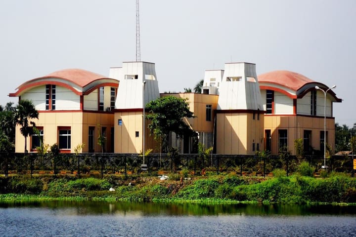 Praxis Business School campus in Kolkata, West Bengal, India — photo 3