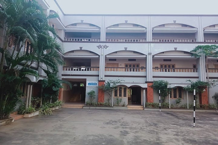 Sri Venkateswara College of Pharmacy campus in Etcherla, Andhra Pradesh, India — photo 3