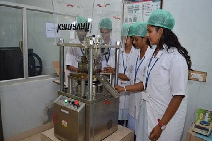 Sri Vasavi Institute of Pharmaceutical Sciences campus in Chinatadepalli, Andhra Pradesh, India — photo 5