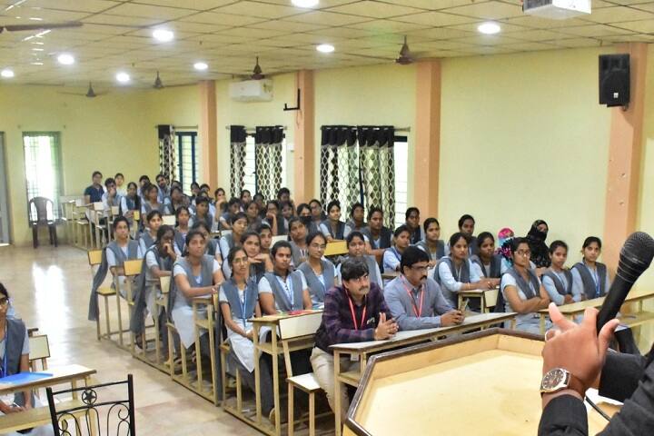 Sri Vasavi Institute of Pharmaceutical Sciences campus in Chinatadepalli, Andhra Pradesh, India — photo 6