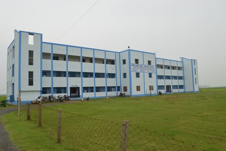 Moulana Abul Kalam Ajad Teachers' Training Institute campus in Burdwan, West Bengal, India — photo 1