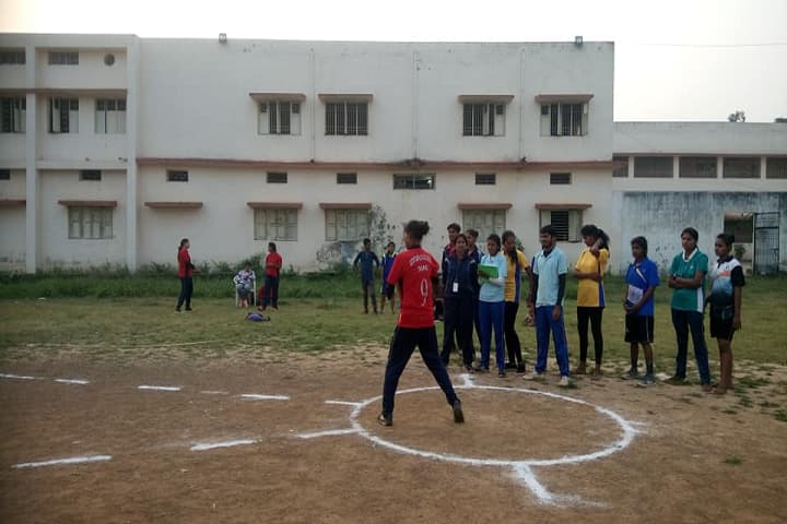 Government Dr Waman Wasudev Patankar Girls PG College campus in Durg, Chhattisgarh, India — photo 3