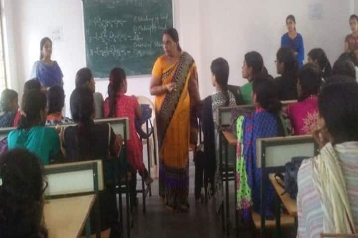 Government Dr Waman Wasudev Patankar Girls PG College campus in Durg, Chhattisgarh, India — photo 5