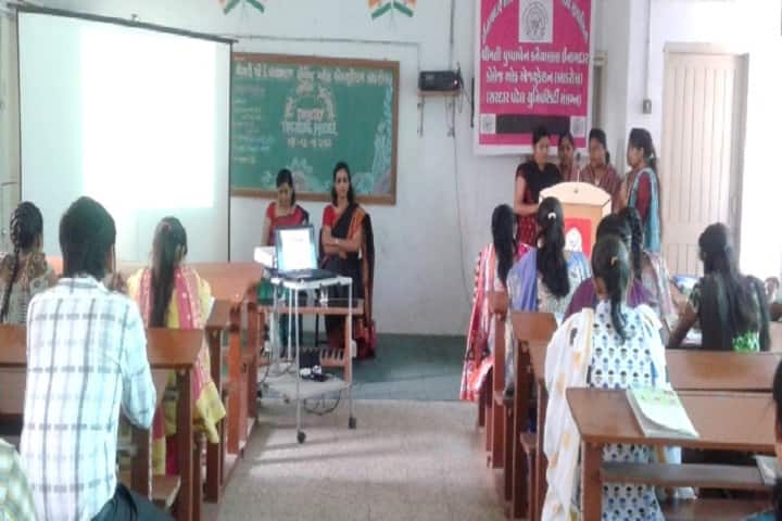 Smt PK Inamdar College of Education campus in Bakrol, Gujarat, India — photo 2