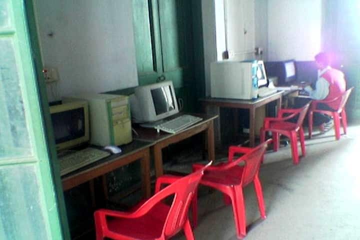 Rabindra Nazrul Smriti B Ed Educational Institute campus in Bhaluka, West Bengal, India — photo 2