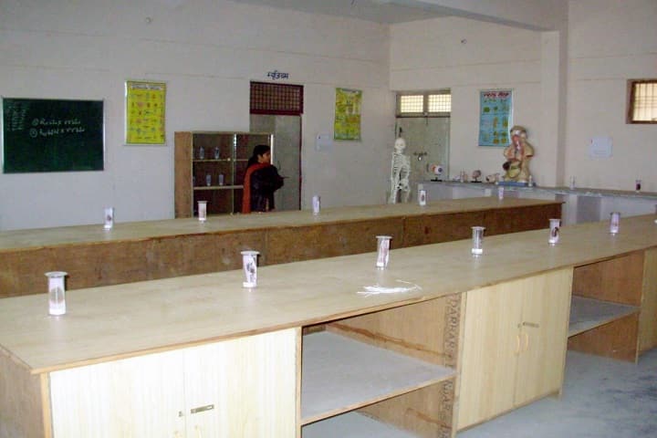 Gandhi Shanti Niketan Degree College campus in Allahabad, Uttar Pradesh, India — photo 2