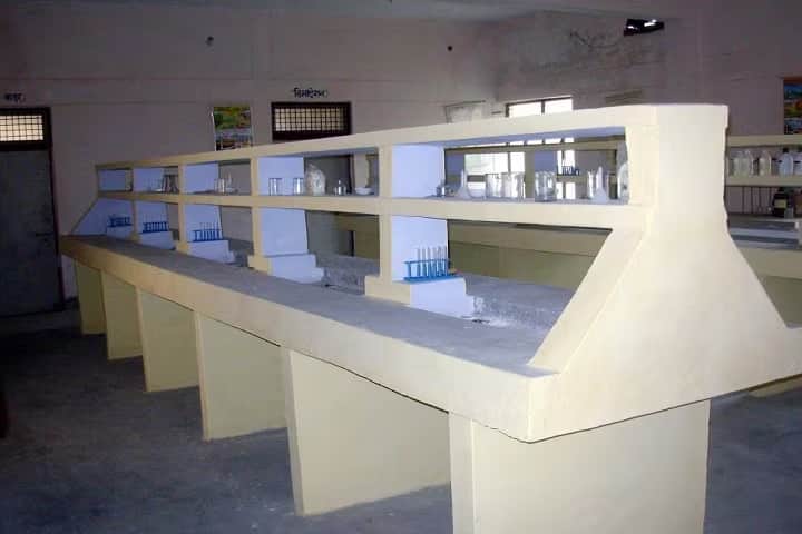 Gandhi Shanti Niketan Degree College campus in Allahabad, Uttar Pradesh, India — photo 4