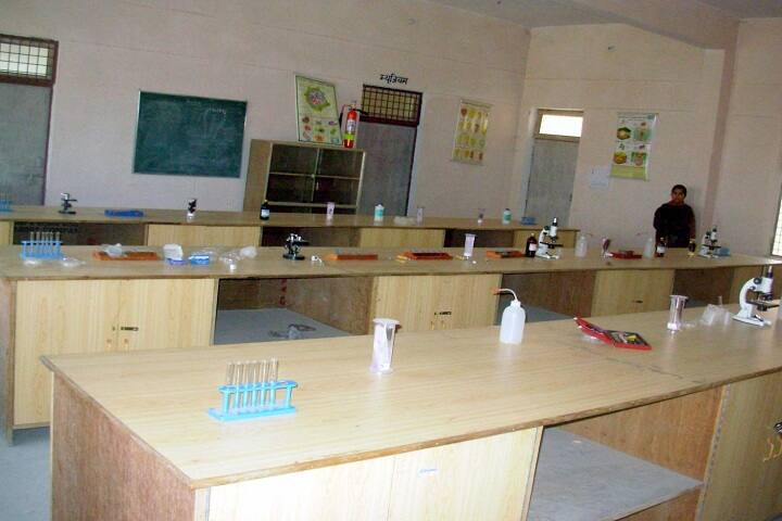Gandhi Shanti Niketan Degree College campus in Allahabad, Uttar Pradesh, India — photo 5