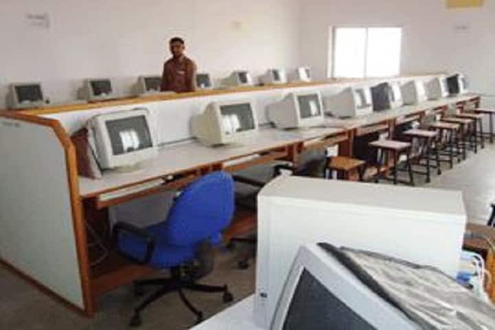 Ratanba College of Education campus in Sabarkantha, Gujarat, India — photo 3