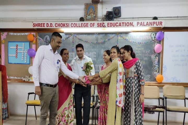 Swami Vivekanand Sarvodaya Bank Education College Post Graduation College campus in Mehsana, Gujarat, India — photo 3