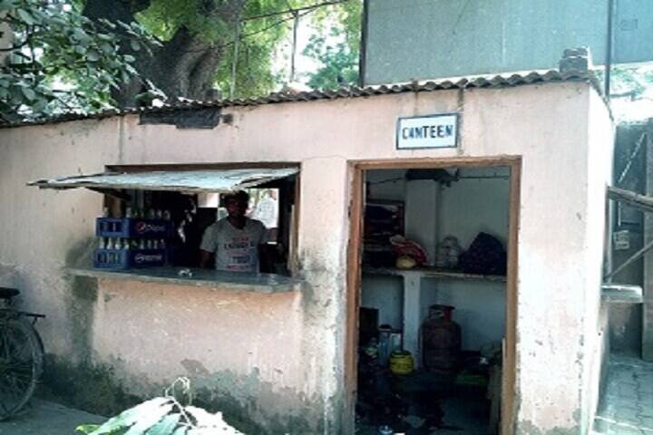 Dayanand Women's Training College campus in Kanpur, Uttar Pradesh, India — photo 4