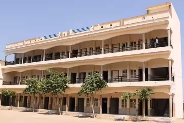 Shree BJ Gadhavi B Ed College campus in Patan, Gujarat, India — photo 1