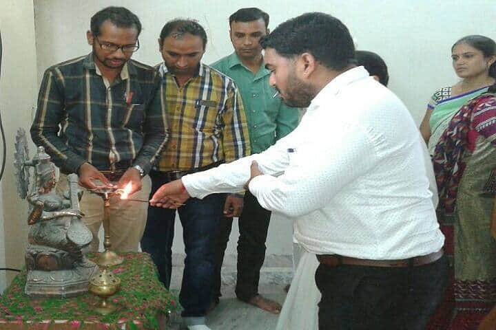 Shree BJ Gadhavi B Ed College campus in Patan, Gujarat, India — photo 5