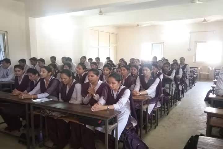 Shri Navjivan B Ed College campus in Deesa, Gujarat, India — photo 4