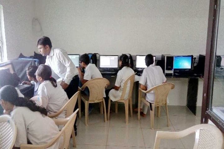 School of Pharmacy campus in Rajkot, Gujarat, India — photo 5