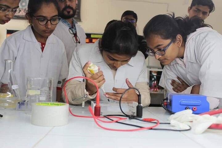 School of Pharmacy campus in Rajkot, Gujarat, India — photo 6
