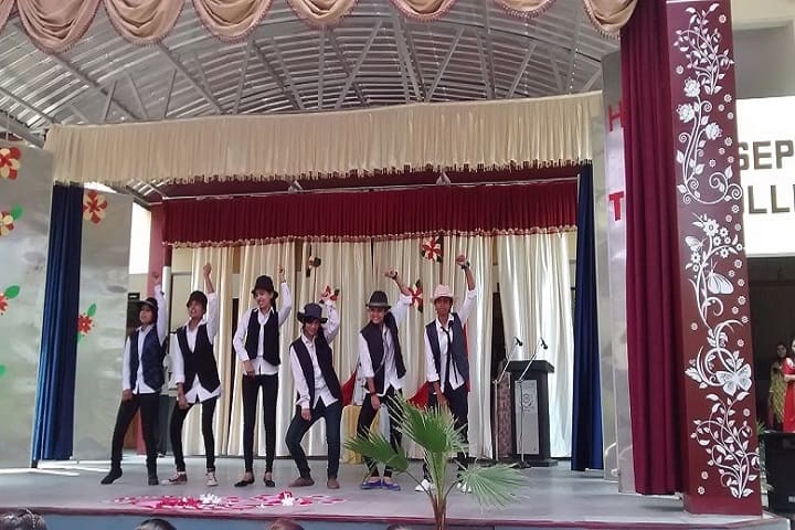 St Josephs Girls Degree B Ed College campus in Sardhana, Uttar Pradesh, India — photo 3