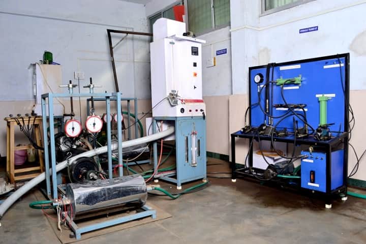 Smt Premalatai Chavan Polytechnic campus in Karad, Maharashtra, India — photo 5