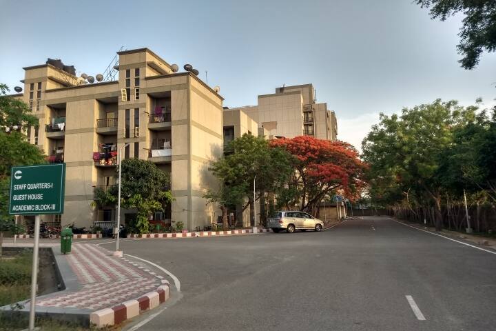 JSS University campus in Noida, Uttar Pradesh, India — photo 3