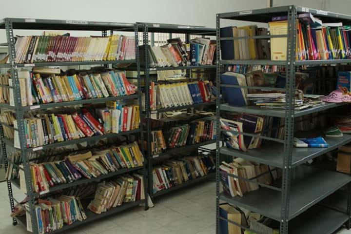 Maharani College of Education campus in Tirupur, Tamil Nadu, India — photo 2