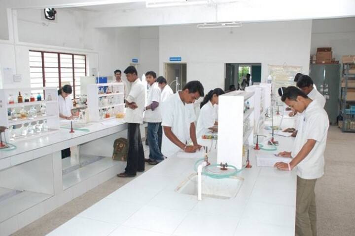 Sawkar Pharmacy College campus in Karanje Turf Satara, Maharashtra, India — photo 6