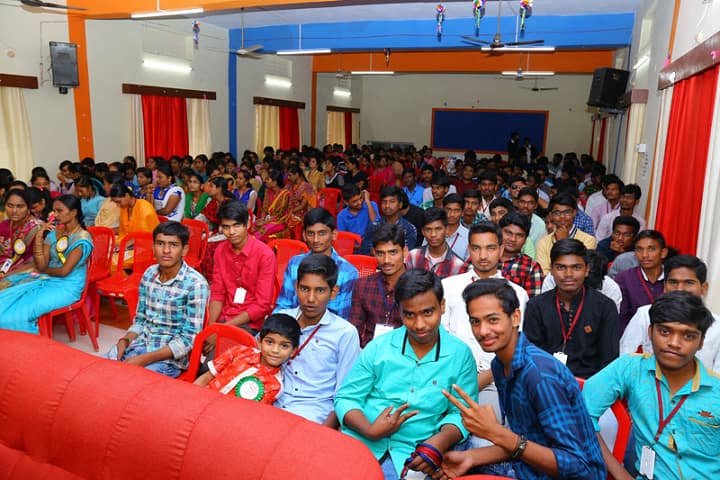 Dr Samuel George Institute of Pharmaceutical Sciences campus in Markapur, Andhra Pradesh, India — photo 2