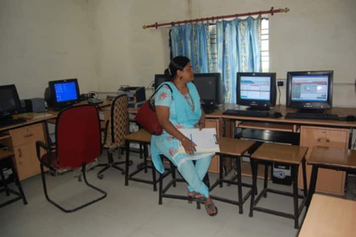Doon College of Education for Women campus in Sharanpur, Uttar Pradesh, India — photo 4