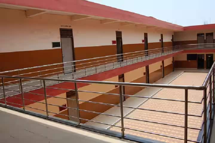 Shambhavi School of Education campus in Raipur, Chhattisgarh, India — photo 3