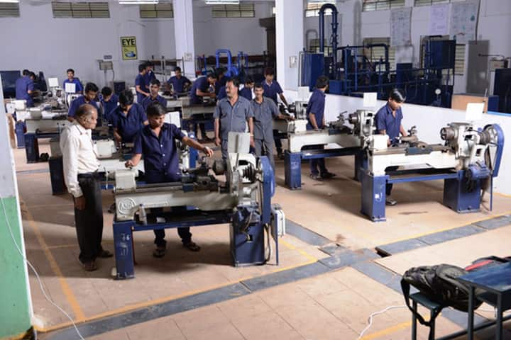 Tontadarya College of Engineering campus in Gadag, Karnataka, India — photo 5