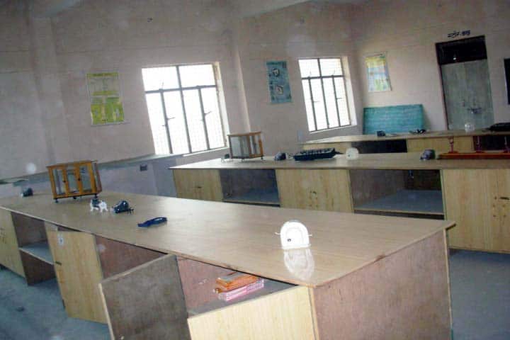 Motilal Nehru Degree College campus in Allahabad, Uttar Pradesh, India — photo 3