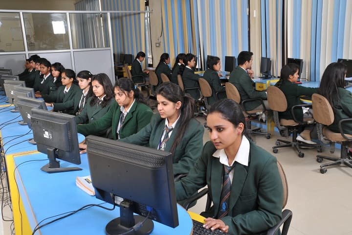 Himalayan Institute of Engineering and Technology campus in Kala Amb, Himachal Pradesh, India — photo 6