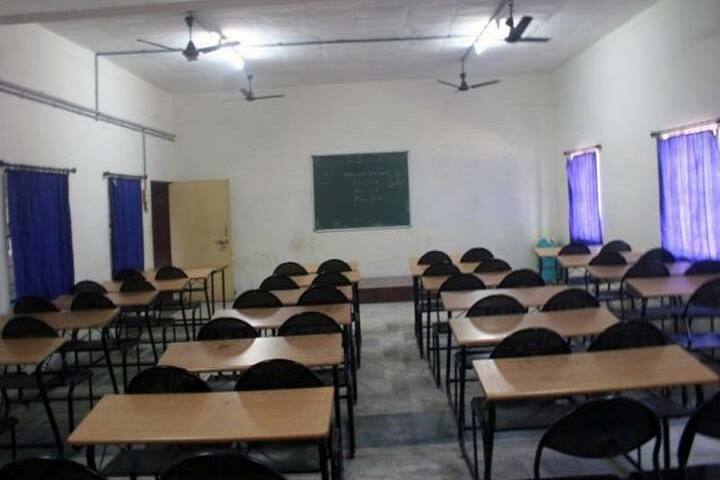 Sat Kaival College of Pharmacy campus in Anand, Gujarat, India — photo 5