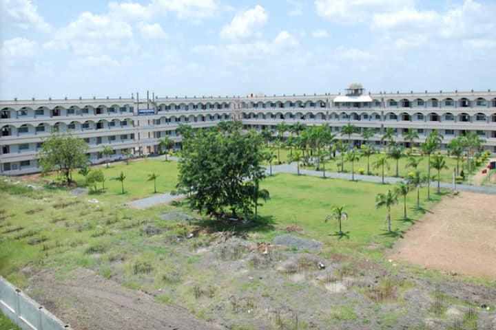 Santhiram College of Pharmacy campus in Panyam, Andhra Pradesh, India — photo 1